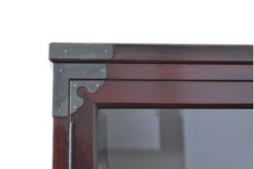 中古　二本松工藝館　田中家具　台輪・脚付きリメイク　重厚感ある佇まいが魅力的な水屋箪笥キャビネット(食器棚、戸棚、収納棚、飾り棚)(R-057729)