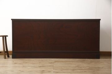 中古　二本松工藝館　田中家具　天板リメイク　重厚感ある佇まいが魅力的な水屋箪笥サイドボード(リビングボード、戸棚、収納棚)(R-057730)