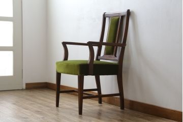 中古　美品　神戸洋家具　メープル不二屋　上品な佇まいが魅力的なアームチェア(ダイニングチェア、1P、一人掛け)(R-057731)