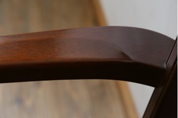 中古　美品　神戸洋家具　メープル不二屋　上品な佇まいが魅力的なアームチェア(ダイニングチェア、1P、一人掛け)(R-057731)