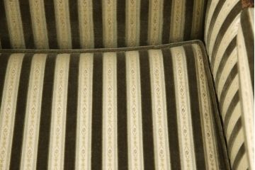 中古　美品　神戸洋家具　メープル不二屋　優雅な佇まいが魅力的な1人掛けソファ(ラウンジチェア、1P、一人掛け)(R-057732)