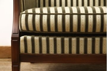 中古　美品　神戸洋家具　メープル不二屋　優雅な佇まいが魅力的な1人掛けソファ(ラウンジチェア、1P、一人掛け)(R-057732)