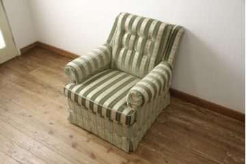 中古　DREXEL HERITAGE(ドレクセルヘリテイジ)　落ち着いた色合いとストライプ柄がクラシカルな雰囲気を高める1人掛けソファ(一人掛けソファ、1P)(R-057734)