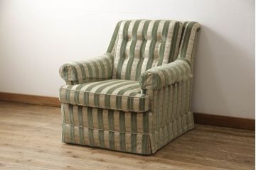 中古　DREXEL HERITAGE(ドレクセルヘリテイジ)　落ち着いた色合いとストライプ柄がクラシカルな雰囲気を高める1人掛けソファ(一人掛けソファ、1P)(R-057735)