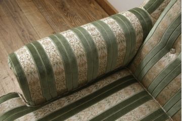 中古　DREXEL HERITAGE(ドレクセルヘリテイジ)　落ち着いた色合いとストライプ柄がクラシカルな雰囲気を高める1人掛けソファ(一人掛けソファ、1P)(R-057735)