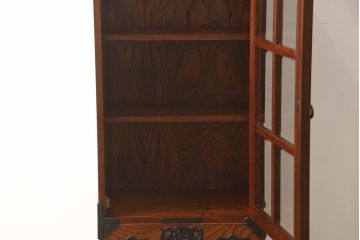 中古　美品　岩谷堂箪笥　お部屋に取り入れやすいスリムなキャビネット(ブックケース、本箱、収納棚、飾り棚、縦型箪笥、引き出し)(R-057741)