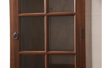 中古　美品　岩谷堂箪笥　お部屋に取り入れやすいスリムなキャビネット(ブックケース、本箱、収納棚、飾り棚、縦型箪笥、引き出し)(R-057741)