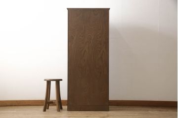 中古　美品　岩谷堂箪笥　お部屋に取り入れやすいスリムなキャビネット(ブックケース、本箱、収納棚、飾り棚、縦型箪笥、引き出し)(R-057741)