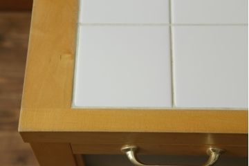 中古　美品　特注品　チェリー材　両面使いで使い勝手抜群のキッチンカウンターキャビネット(食器棚、収納棚、戸棚)(R-057749)