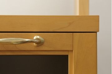 中古　美品　特注品　チェリー材　両面使いで使い勝手抜群のキッチンカウンターキャビネット(食器棚、収納棚、戸棚)(R-057749)