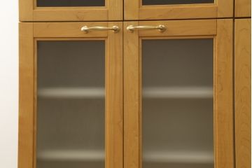 中古　美品　特注品　チェリー材　両面使いで使い勝手抜群のキッチンカウンターキャビネット(食器棚、収納棚、戸棚)(R-057749)