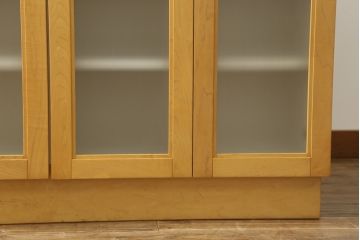 中古　美品　特注品　チェリー材　両面使いで使い勝手抜群のキッチンカウンターキャビネット(食器棚、収納棚、戸棚)(R-057749)