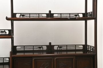 中古　特大六尺　花梨(カリン)材　品のある佇まいが美しい飾り棚(茶棚、収納棚、戸棚、唐木)(R-057750)