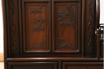 中古　特大六尺　花梨(カリン)材　品のある佇まいが美しい飾り棚(茶棚、収納棚、戸棚、唐木)(R-057750)