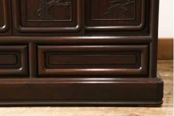 中古　特大六尺　花梨(カリン)材　品のある佇まいが美しい飾り棚(茶棚、収納棚、戸棚、唐木)(R-057750)
