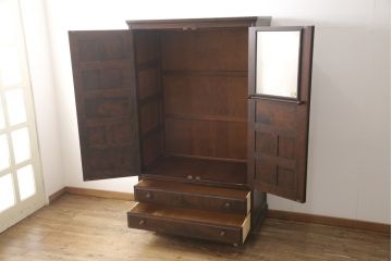 中古　北海道民芸家具　鏡付き　ワードローブの上段のみをリメイク!取り入れやすいサイズに生まれ変わる収納棚(本箱、下駄箱、ブックケース、本箱、キャビネット、戸棚)(R-057752)