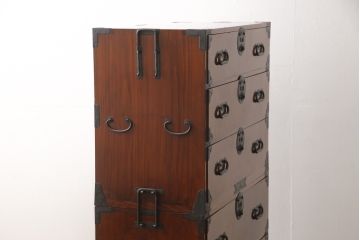 和製アンティーク　高級品　上手物!　前面欅(ケヤキ)玉杢・中桐　五丁引き　漆のきれいな庄内箪笥(時代箪笥、チェスト、引き出し、和タンス、衣装箪笥)(R-057753)