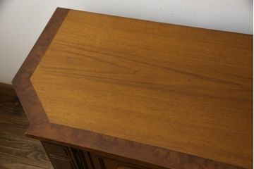 中古　美品　特注品　DREXEL HERITAGE(ドレクセルヘリテイジ)　希少デザイン!!両面使いカウンターテーブル(サイドボード、サイドキャビネット)(定価約115万円)(R-057763)
