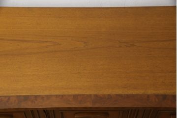 中古　美品　特注品　DREXEL HERITAGE(ドレクセルヘリテイジ)　希少デザイン!!両面使いカウンターテーブル(サイドボード、サイドキャビネット)(定価約115万円)(R-057763)