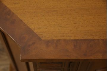 中古　美品　特注品　DREXEL HERITAGE(ドレクセルヘリテイジ)　希少デザイン!!両面使いカウンターテーブル(サイドボード、サイドキャビネット)(定価約115万円)(R-057763)