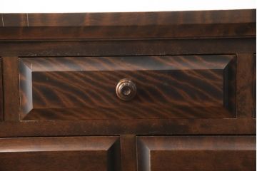 中古　北海道民芸家具　上品な佇まいが魅力的なチェスト(整理タンス、収納タンス、衣装タンス、引き出し)(R-057767)