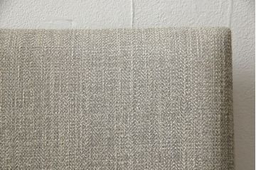 中古　超美品　Cassina(カッシーナ)　シンプルかつスタイリッシュなデザインで合わせやすいラインチェア(1脚定価 約7万円)(ダイニングチェア、イス、椅子)(R-057771)