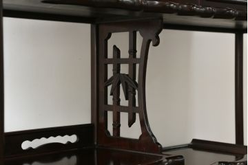 中古　民芸家具　花梨(カリン、唐木)　深みのある色合いが美しい飾り棚(戸棚、茶棚、違い棚)(R-057784)