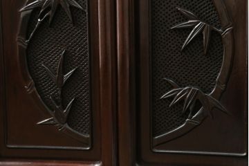 中古　民芸家具　花梨(カリン、唐木)　深みのある色合いが美しい飾り棚(戸棚、茶棚、違い棚)(R-057784)