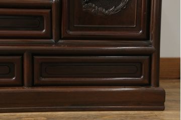 中古　民芸家具　花梨(カリン、唐木)　深みのある色合いが美しい飾り棚(戸棚、茶棚、違い棚)(R-057784)