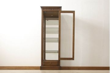 中古　美品　えぞ民芸(EZO)　木の温もりが感じられるキュリオケース(ガラスケース、飾り棚、キャビネット)(R-057785)