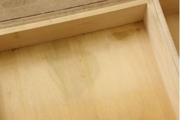 中古　北海道民芸家具　天板付きリメイク　木のあたたかみを感じるサイドボード(収納棚、リビングボード、キャビネット)(R-057788)