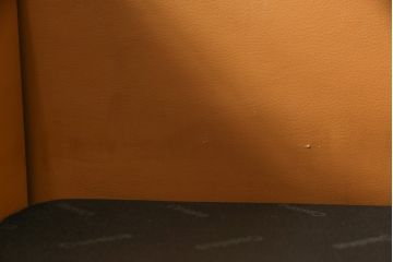 中古　Cassina(カッシーナ)　401 BREAK(ブレーク)　MARIO BELLINI(マリオベリーニ)　キャスター付きアームチェア(定価約46万円)(ダイニングチェア、一人掛けソファ、1P)(R-057805)