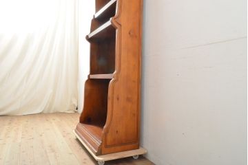 中古　バロッサバレンティ(VARO,S.A. VALENTI)　クラシカルな佇まいが魅力的なシェルフ(飾り棚、本棚、ラック、収納棚)(R-057815)