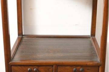 アジアビンテージ　アンティーク調　李朝デザイン　落ち着きのある雰囲気の中にも個性が光る朝鮮棚(飾り棚、茶棚、収納棚、引き出し、ヴィンテージ)(R-057816)