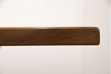 中古　美品　バロッサバレンティ(VARO,S.A. VALENTI)　しっかりとした脚のつくりが魅力的なダイニングテーブル(4人掛け、6人掛け)(定価約105万円)(R-057819)
