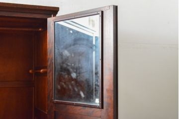 中古　北海道民芸家具　鏡付き　ワードローブの上段のみをリメイク!取り入れやすいサイズに生まれ変わる収納棚(本箱、下駄箱、ブックケース、本箱、キャビネット、戸棚)(R-057820)