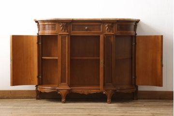 中古　イタリア　象嵌入り　バーズアイ(鳥眼杢)　一味違ったこだわりのインテリアを叶えるサイドボード(キャビネット、収納棚、戸棚)(R-057823)