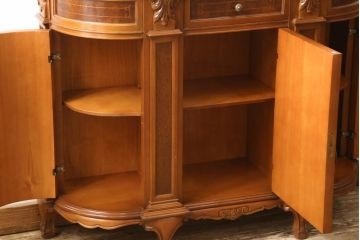 中古　イタリア　象嵌入り　バーズアイ(鳥眼杢)　一味違ったこだわりのインテリアを叶えるサイドボード(キャビネット、収納棚、戸棚)(R-057823)