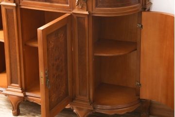 中古　イタリア　象嵌入り　バーズアイ(鳥眼杢)　一味違ったこだわりのインテリアを叶えるサイドボード(キャビネット、収納棚、戸棚)(R-057823)