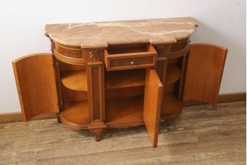 中古　イタリア　象嵌入り　バーズアイ(鳥眼杢)　一味違ったこだわりのインテリアを叶えるサイドボード(キャビネット、収納棚、戸棚)(R-057823)