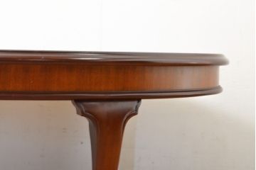中古　美品　神戸洋家具　メープル不二屋　ガラス天板付き　曲線を描いたデザインが素敵なセンターテーブル(オーバルテーブル、ローテーブル)(R-057825)