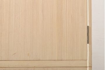 中古　国産手造り家具　梅のデザインの引手金具が上品な雰囲気を醸し出す総桐箪笥(並厚、桐たんす、着物箪笥、和タンス、衣装箪笥、引き出し、バラ売り可能)(R-057827)
