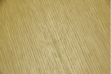 中古　美品　IDC大塚家具　松永工房　NINE(ナイン)　ホワイトオーク　洗練されたデザインが魅力的なフラップ扉付きサイドキャビネット(サイドチェスト、サイドテーブル、ナイトテーブル)(R-057838)