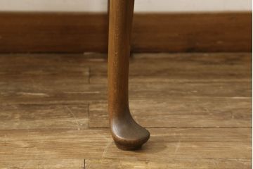 イギリスアンティーク　ウォールナット材　細見の脚がエレガントなドレッサー(鏡台)(R-057857)
