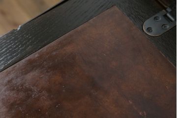 中古　飛騨産業　キツツキ　プロヴィンシャルシリーズ　上品なデザインと堅牢なつくりが魅力のライティングビューロー(定価約54万円)(ワークデスク、机、簿記机、在宅ワーク、在宅用チェスト)(R-057860)