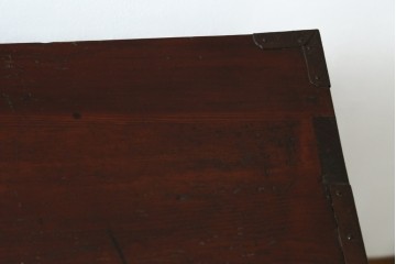 和製アンティーク　黒漆塗りと趣ある金具が魅力的な庄内小箪笥　(R-057862)