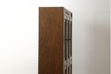 中古　三越伊勢丹　プロパティデザイン　カントリーハウス　Brugge(ブルージュ)　品のある佇まいが美しいステンドグラスキャビネット(食器棚、戸棚、収納棚)(R-057865)