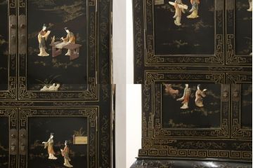 アジアビンテージ　中国デザイン　豪華な石細工が目を引く、まるで美術品のようなキャビネット(戸棚、収納棚、ヴィンテージ)(R-057869)
