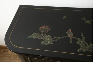 ビンテージ家具　黒塗り　螺鈿細工(らでん)　アジアンテイストのお部屋に取り入れたいサーバー(収納棚、サービス台、バーカウンター、カウンターテーブル、サイドボード、ヴィンテージ)(R-057872)
