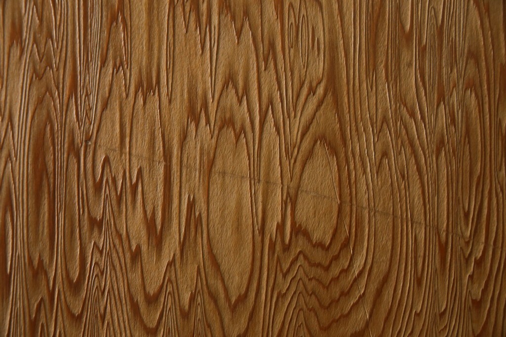 中古　屋久杉　品のある佇まいが上質な和の空間にピッタリな着物箪笥　(R-057877)